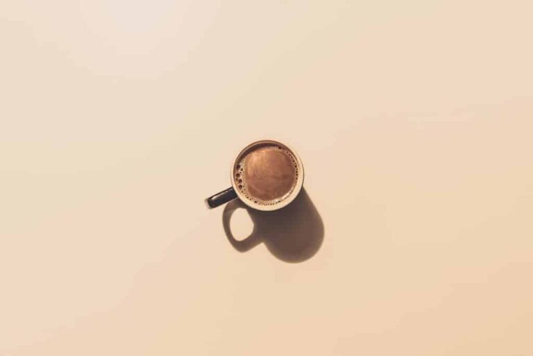 20 Business Blogs That Will Blow Your Mind jakub dziubak xtud5six464 unsplash 1024x684